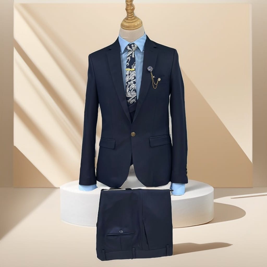 Costume Bleu nuit trois pièces