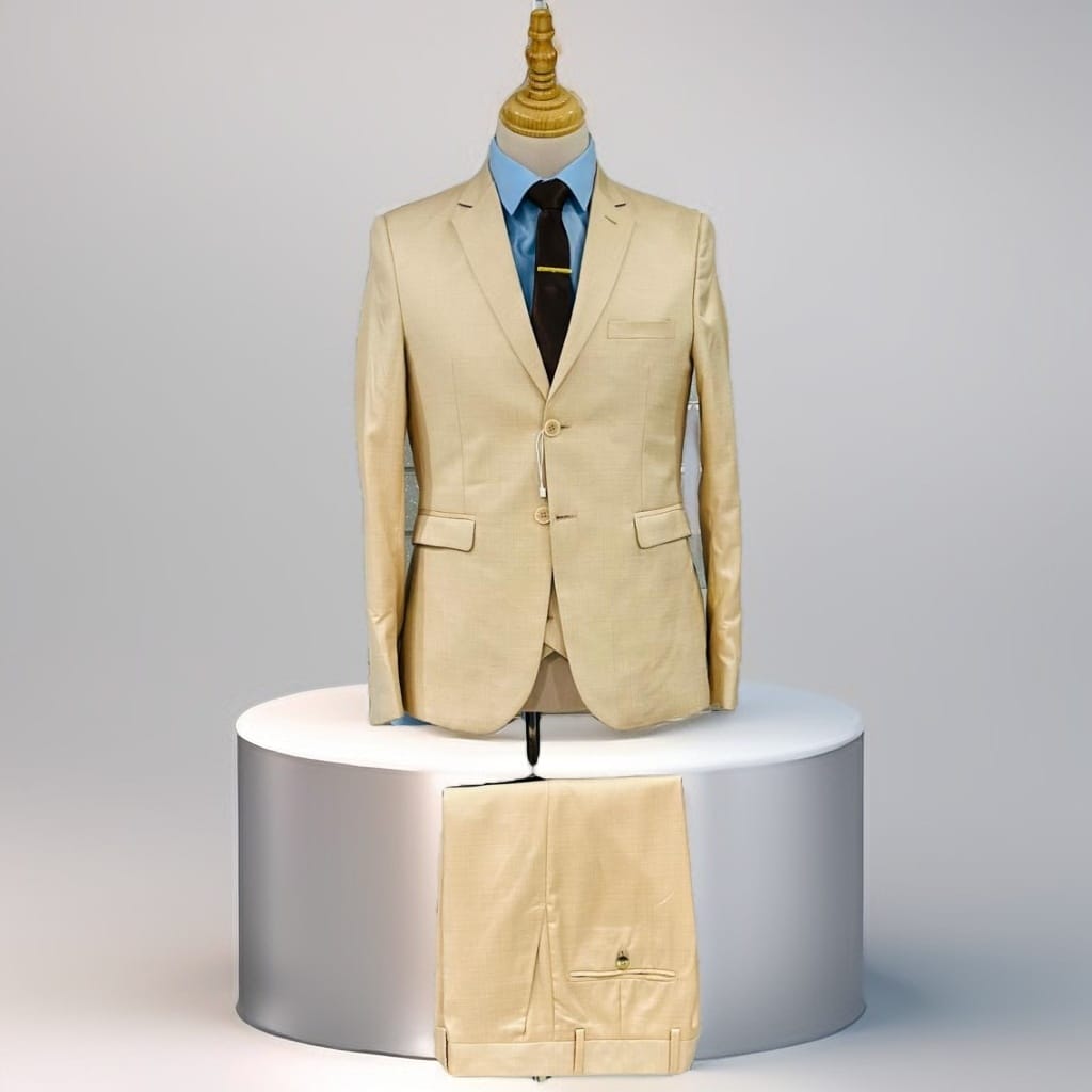 Costume Beige Trois Pièces – Élégance Légère et Style Raffiné